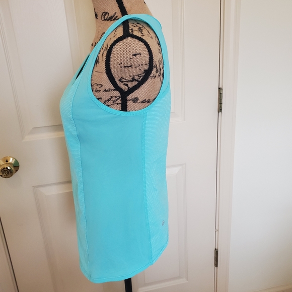 Lululemon tank - Picture 6 of 11